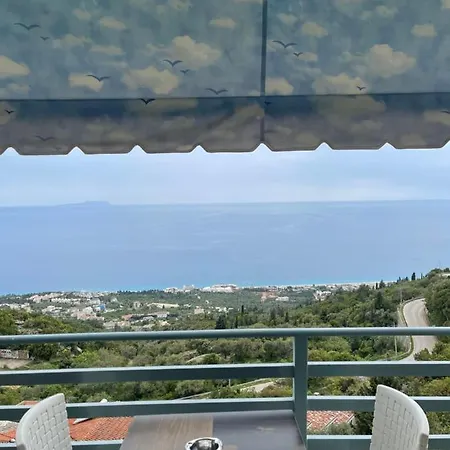 Apartment Family In Palase Dhermi Himare