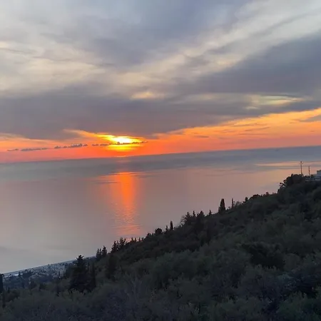 Family In Palase Dhermi Appartamento Himare