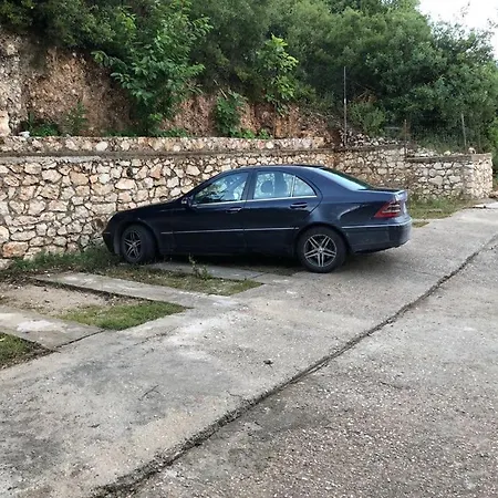 Family In Palase Dhermi Himarë