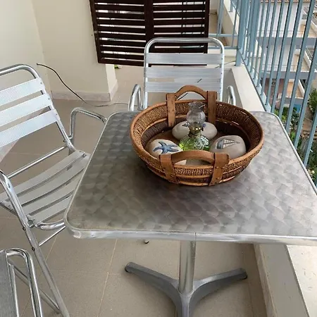 Family In Palase Dhermi هيماري