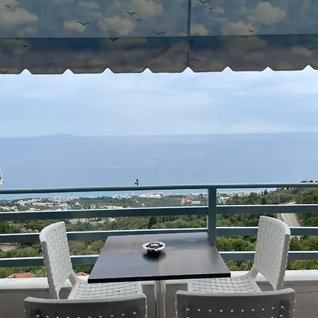 Apartment Family In Palase Dhermi Himarë